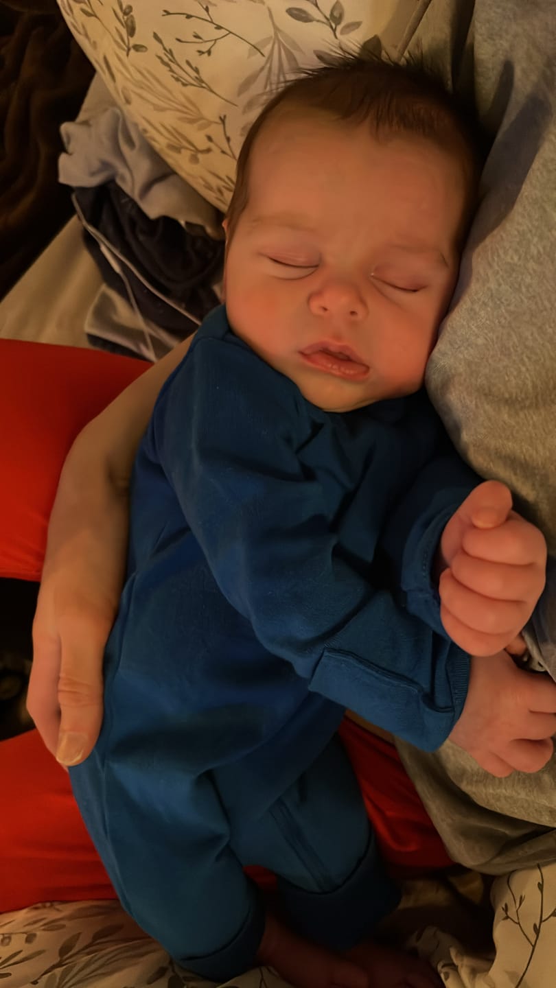 Customer photo review of Baby Midweight Merino Zippy