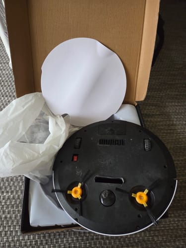 Customer photo review of HOME BUDDY –  3 in 1 Saugroboter mit Wischfunktion