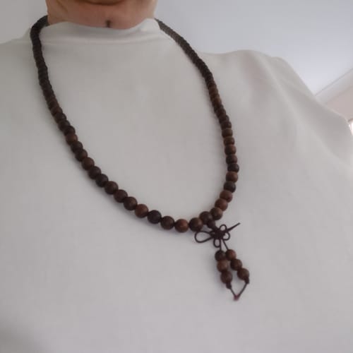 Customer photo review of The Old Agarwood Mala