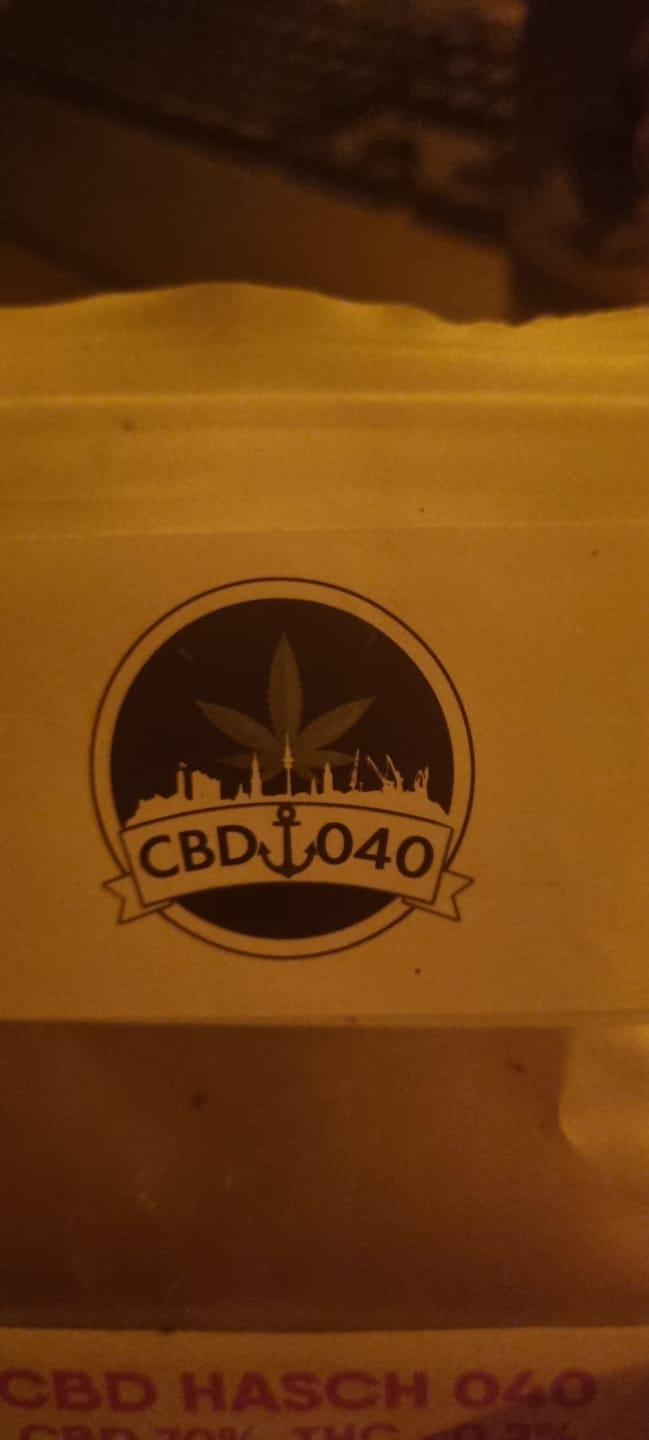 Customer photo review of CBD Haschisch Ultra Strong 70% CBD