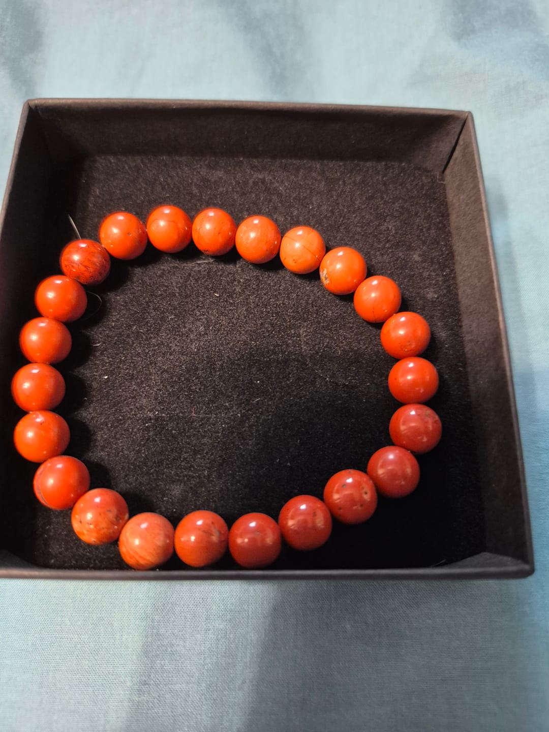 Customer photo review of Bracelet Jaspe Rouge 8mm