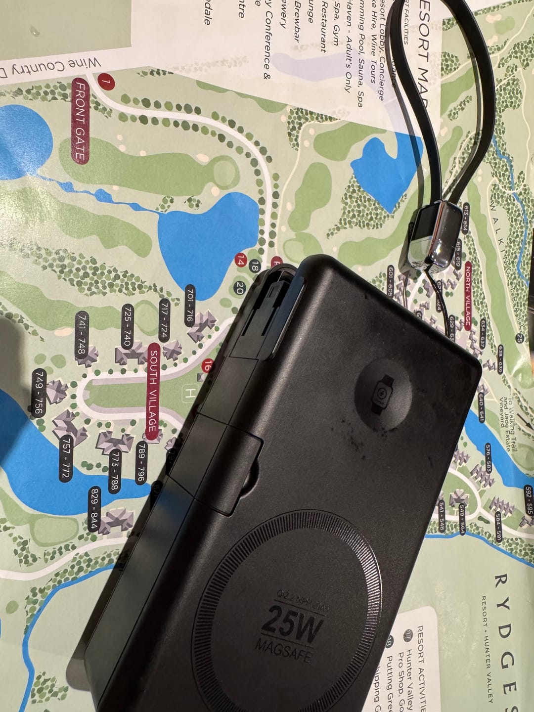 Customer photo review of PowerPack ampere'SI Next Generation 8 - Travel Power Bank 20,000mAh