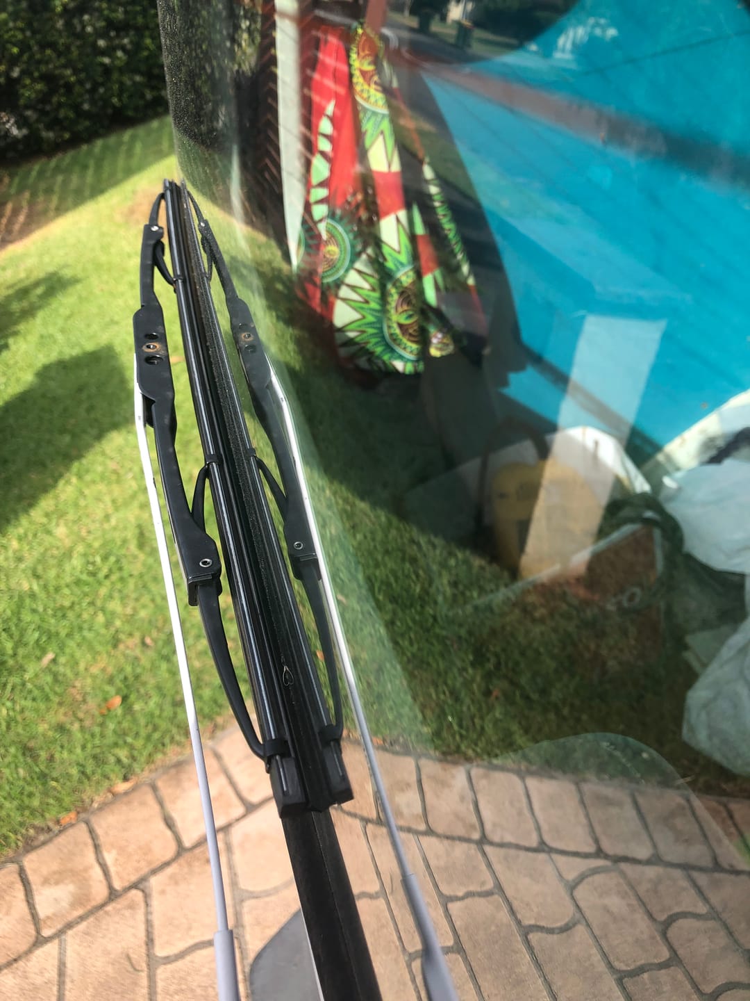 Customer photo review of Mitsubishi Express Wiper Blades