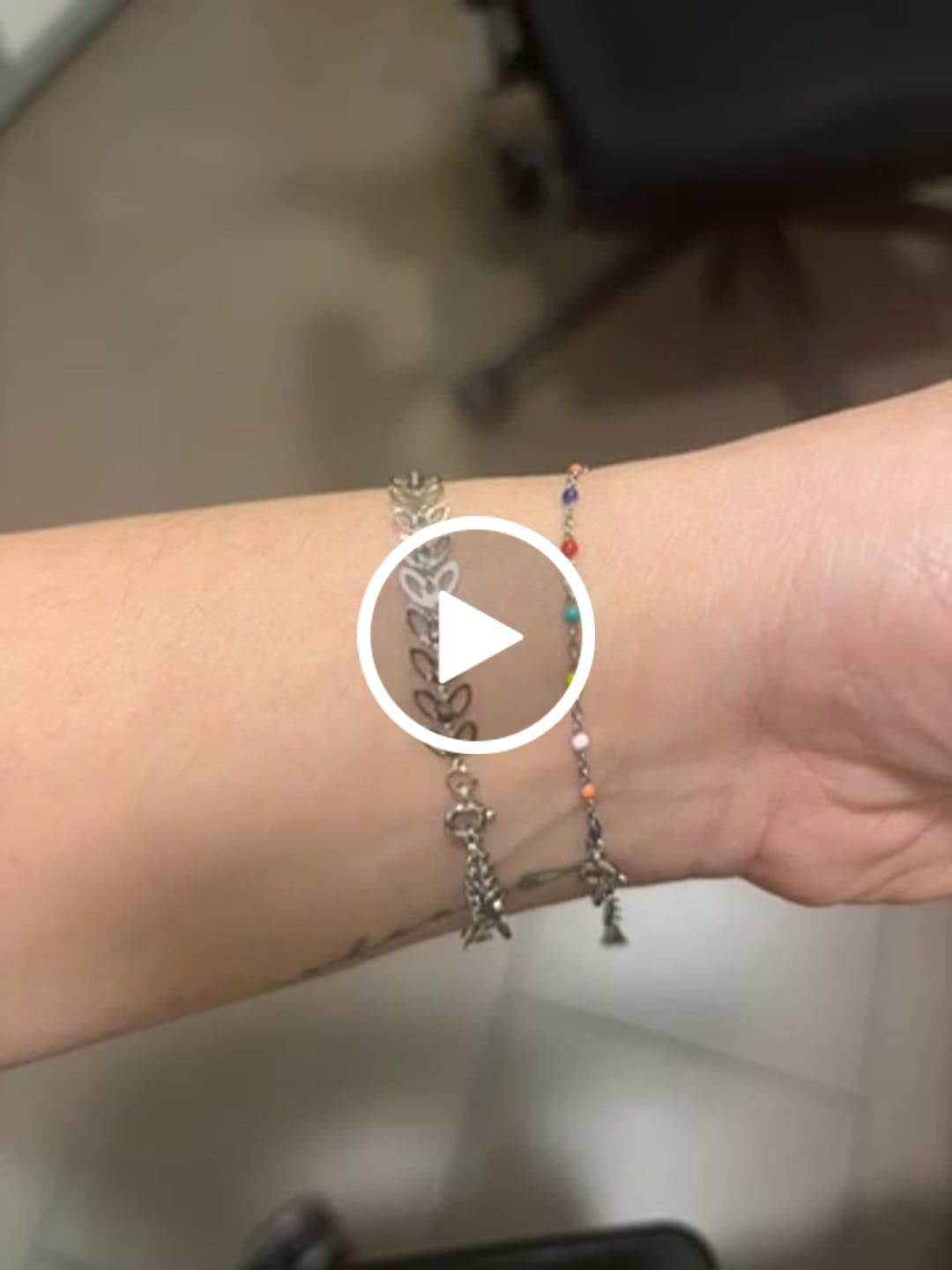 Customer video review of Pulsera Espiga