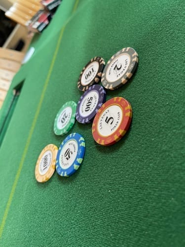 Customer photo review of Poker Set Las Vegas Poker Club Cash Game 500