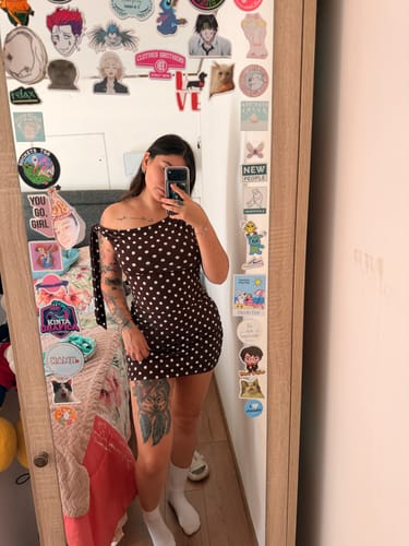 Customer photo review of VESTIDO ISABELLA LUNARES CAFÉ