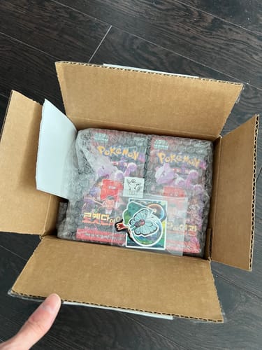 Customer photo review of Pokemon Glory of Team Rocket Korean Booster Box