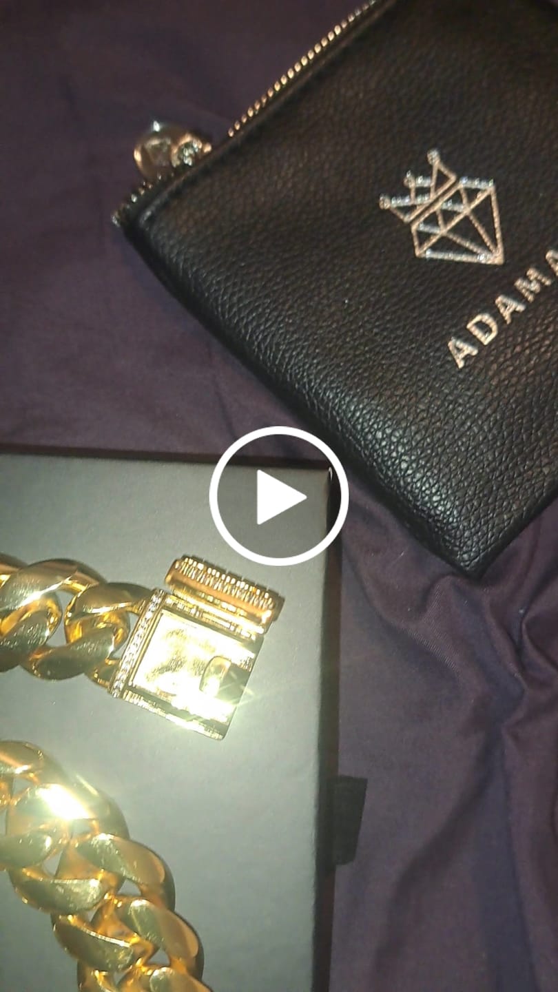 Customer video review of 20mm Cuban Iced Clasp Chain - Gold