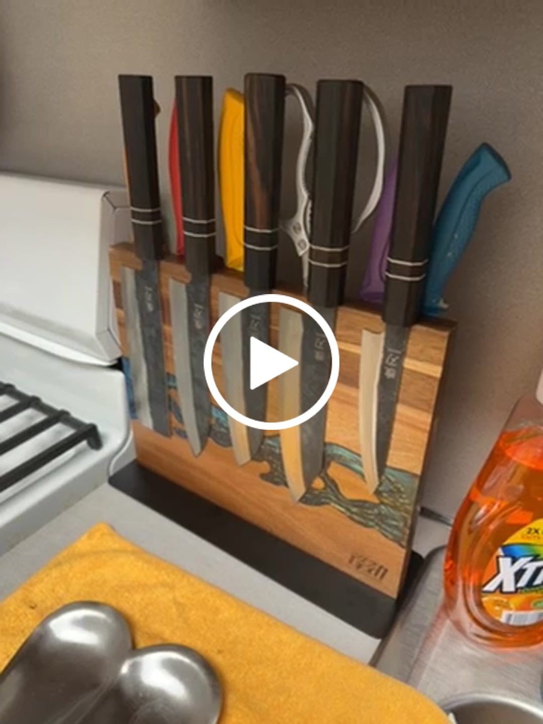 Customer video review of 5‑Piece Ultimate Home Cook Bundle (Gyuto, Nakiri, Petty, Santoku, Bunka) Free Gifts (Oil + scissors)