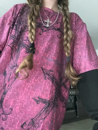 Customer photo review of 'DEAD RED' LONGSLEEVE