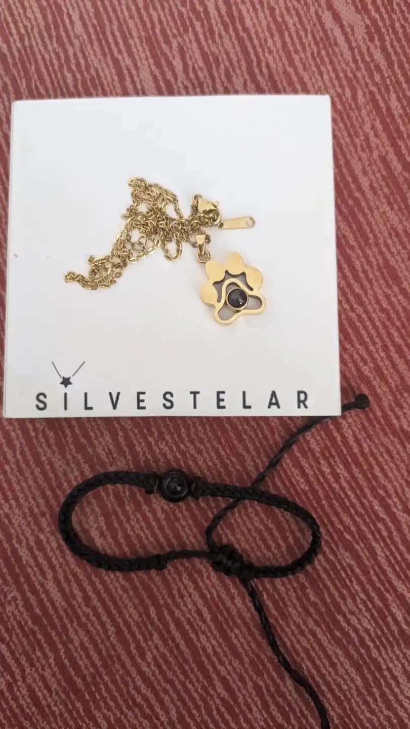 Customer photo review of Pulsera con Foto Dentro "Mágica"