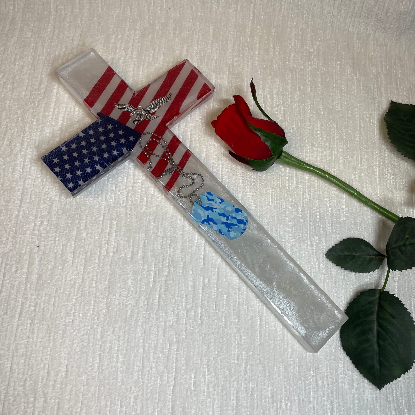 Customer photo review of 12x6x1" Cross Silicone Mold For Epoxy Resin - Medium Cross Mold