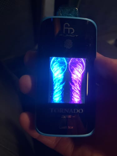 Customer photo review of Fumot - Tornado 25K - Puff Jetable / Vape Disposable 2% Nicotine