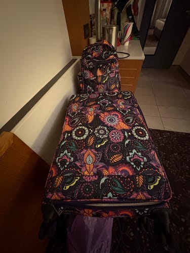 Customer photo review of Tosca So Lite Expandable Softside Large Spinner Suitcase - 79cm - Paisley