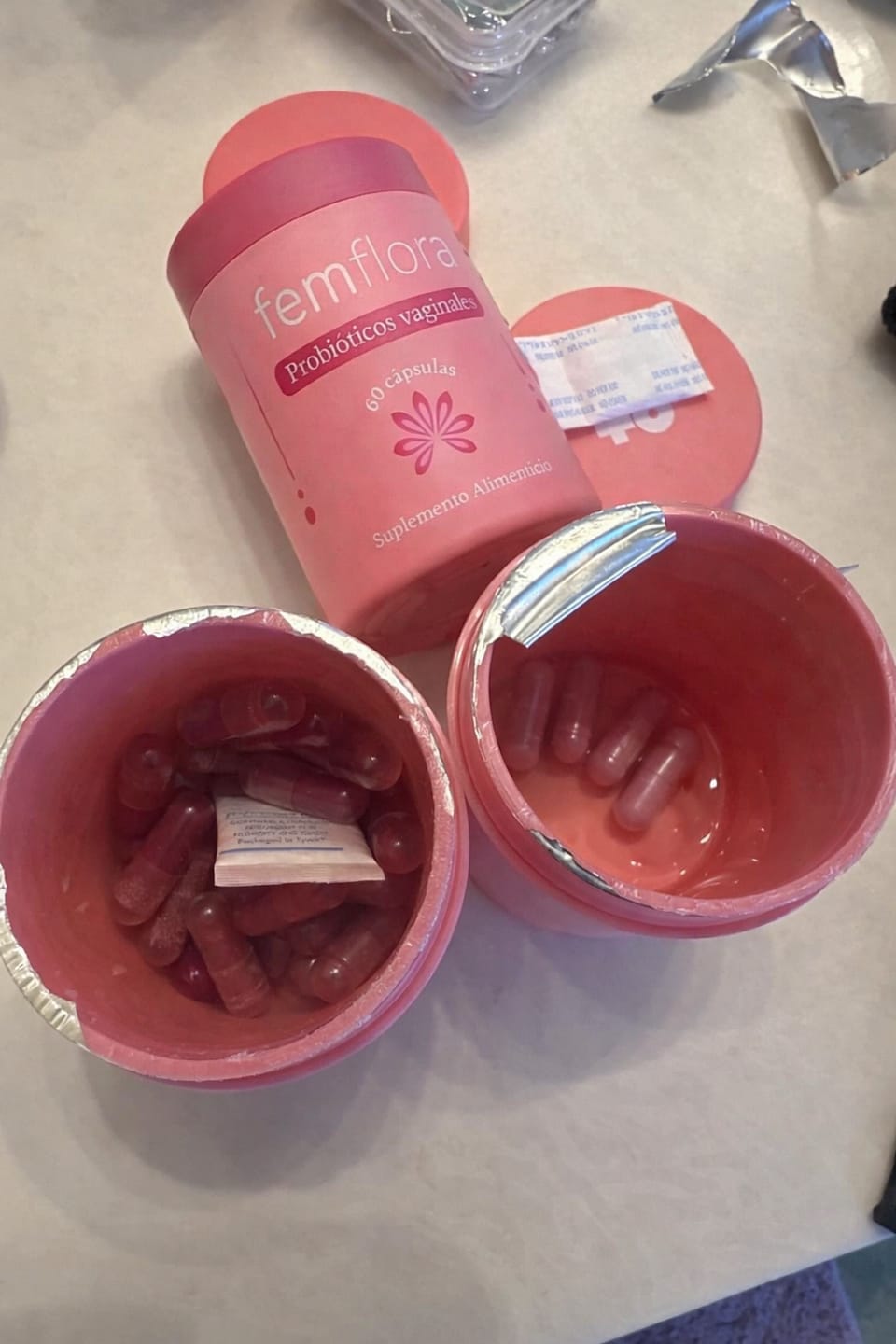 Customer photo review of FemFlora - Recupera Tu Confianza Íntima