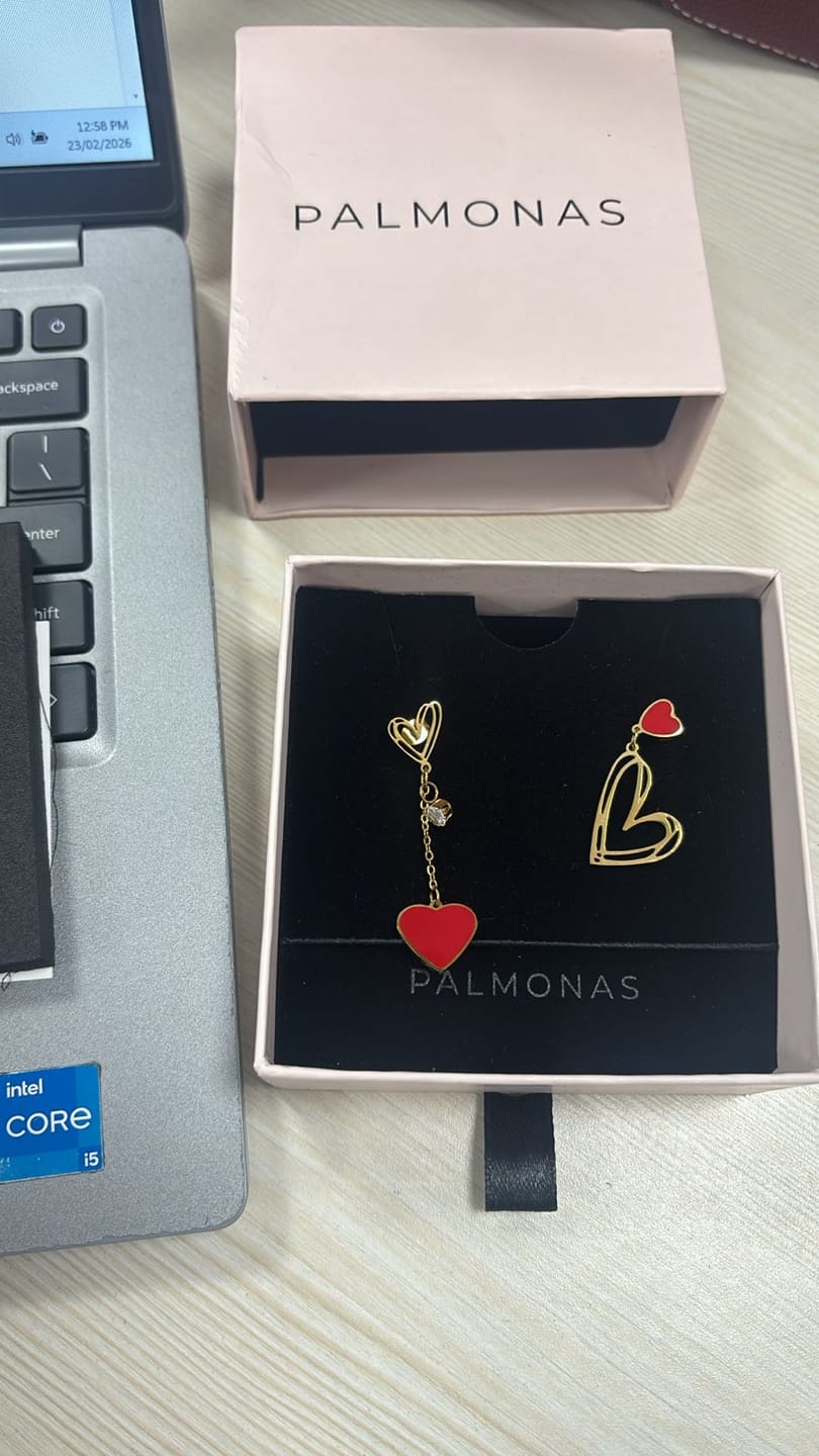 Customer photo review of Red Heart Dangle Mismatched Earrings