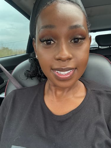 Customer photo review of Flora Lash Kit