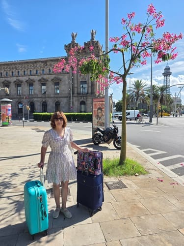 Customer photo review of Tosca So Lite Expandable Softside Carry-On Spinner Suitcase - 54cm - Paisley