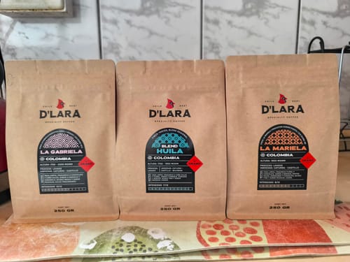 Customer photo review of Pack D'Lara 3 bolsas de 250g Café de Especialidad Colombia en Grano o Molido