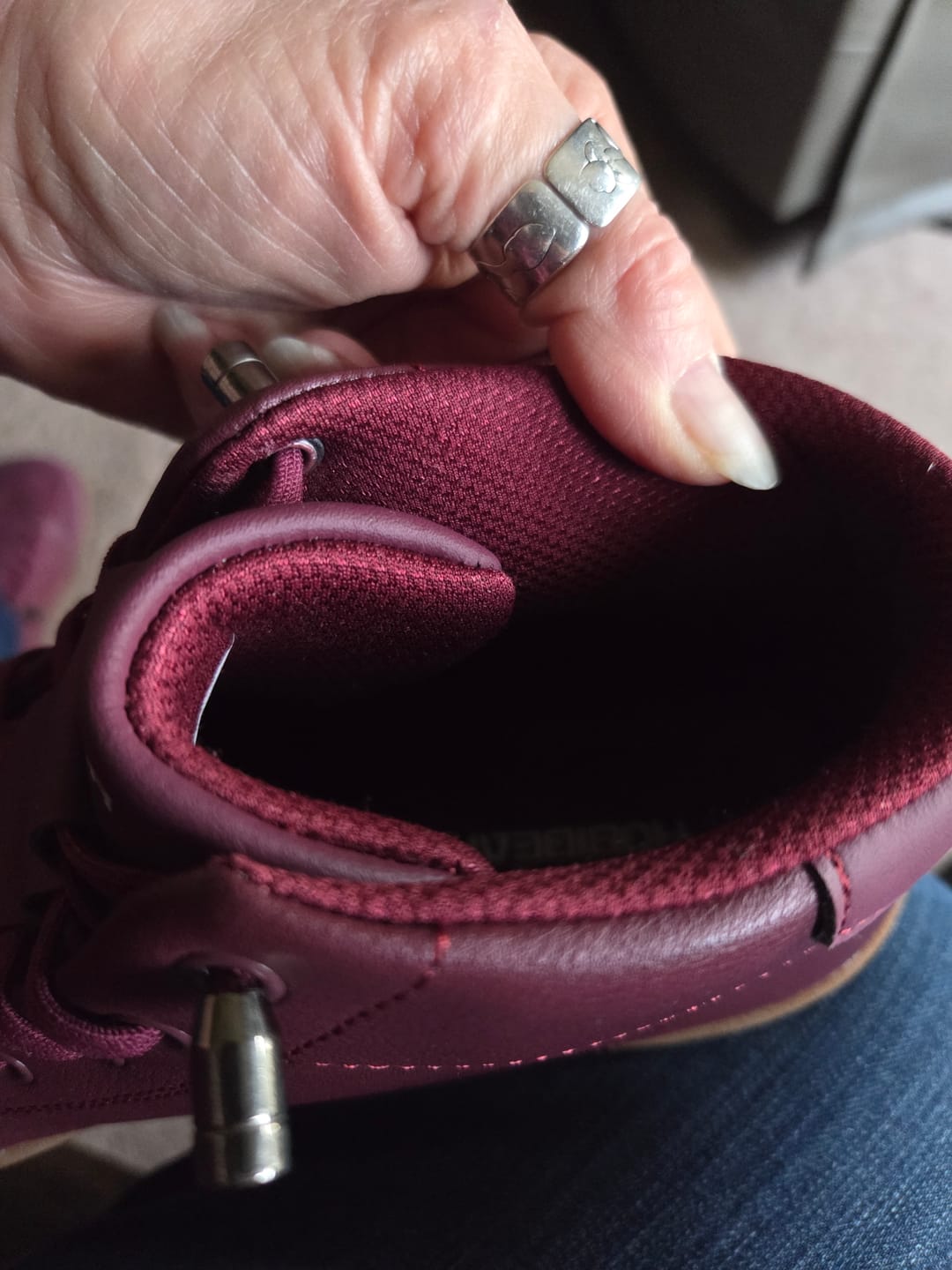 Customer photo review of Yew 2.0 - Barefoot Shoes