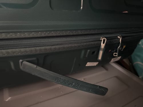 Customer photo review of American Tourister Light Max Hardside Large Spinner Suitcase - 82cm - Varsity Green