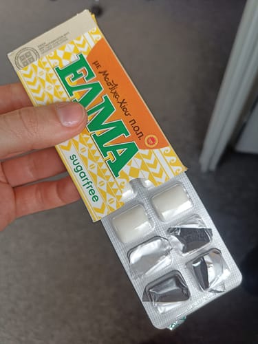 Customer photo review of Elma sugar free mastic gum - 20x13g