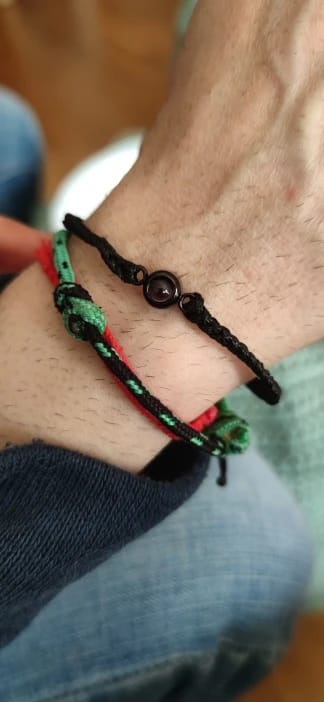 Customer photo review of Pulsera con Foto Dentro "Mágica"