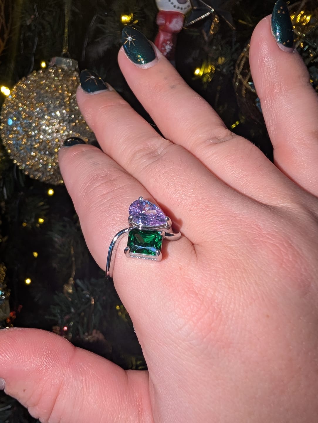 Customer photo review of Anillo Eterno con Piedra de Nacimiento