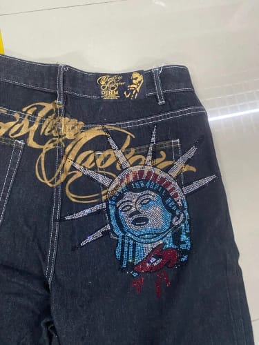 Customer photo review of 'LIBERTY' JEANS