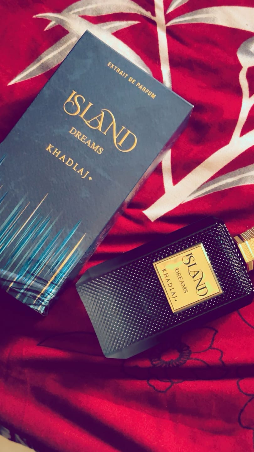 Customer photo review of Khadlaj Island Dreams Extrait De Parfum For Unisex