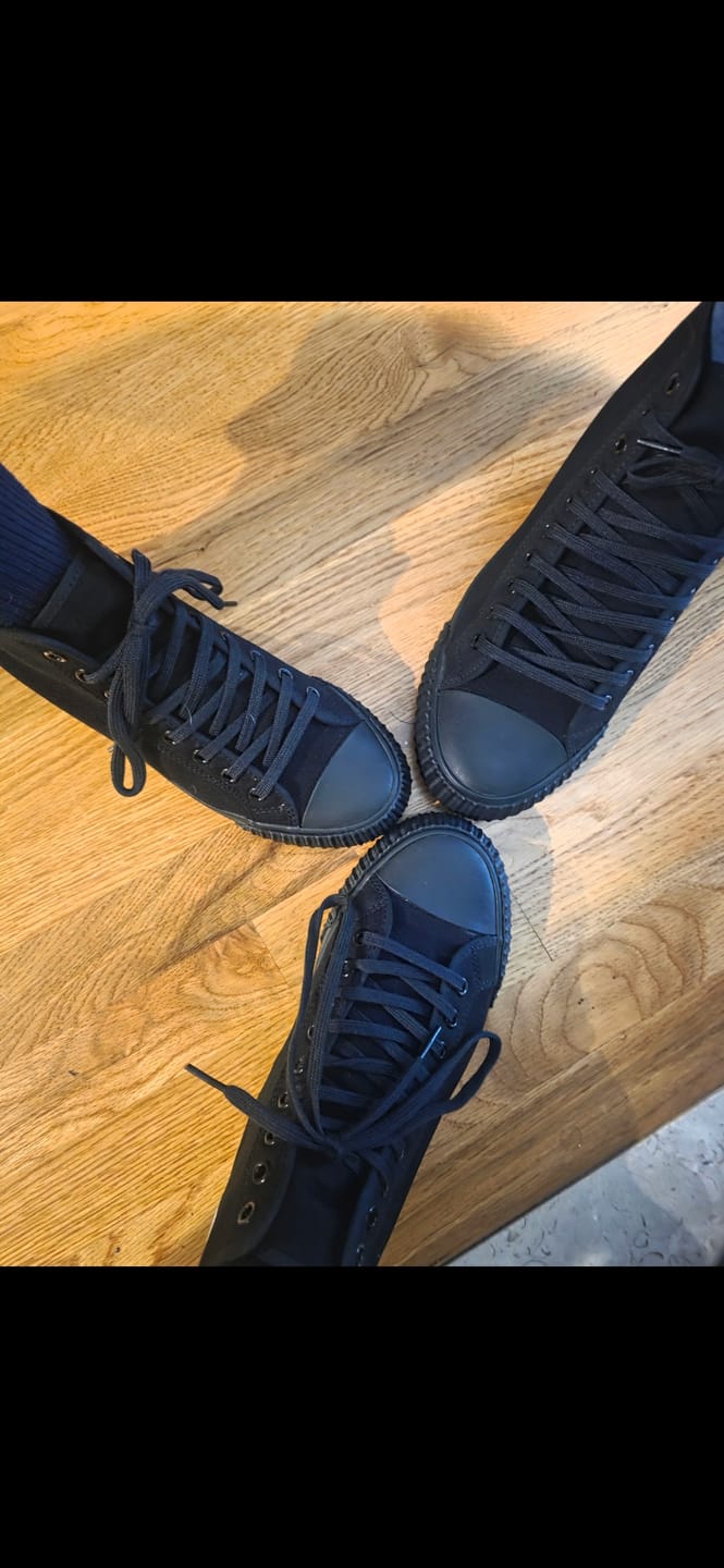 Customer photo review of 1993 Center High-Top Black