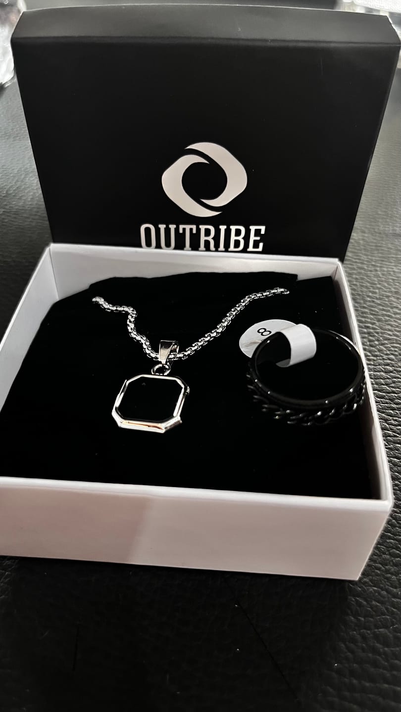 Customer photo review of COLLAR PRESTIGE ONIX