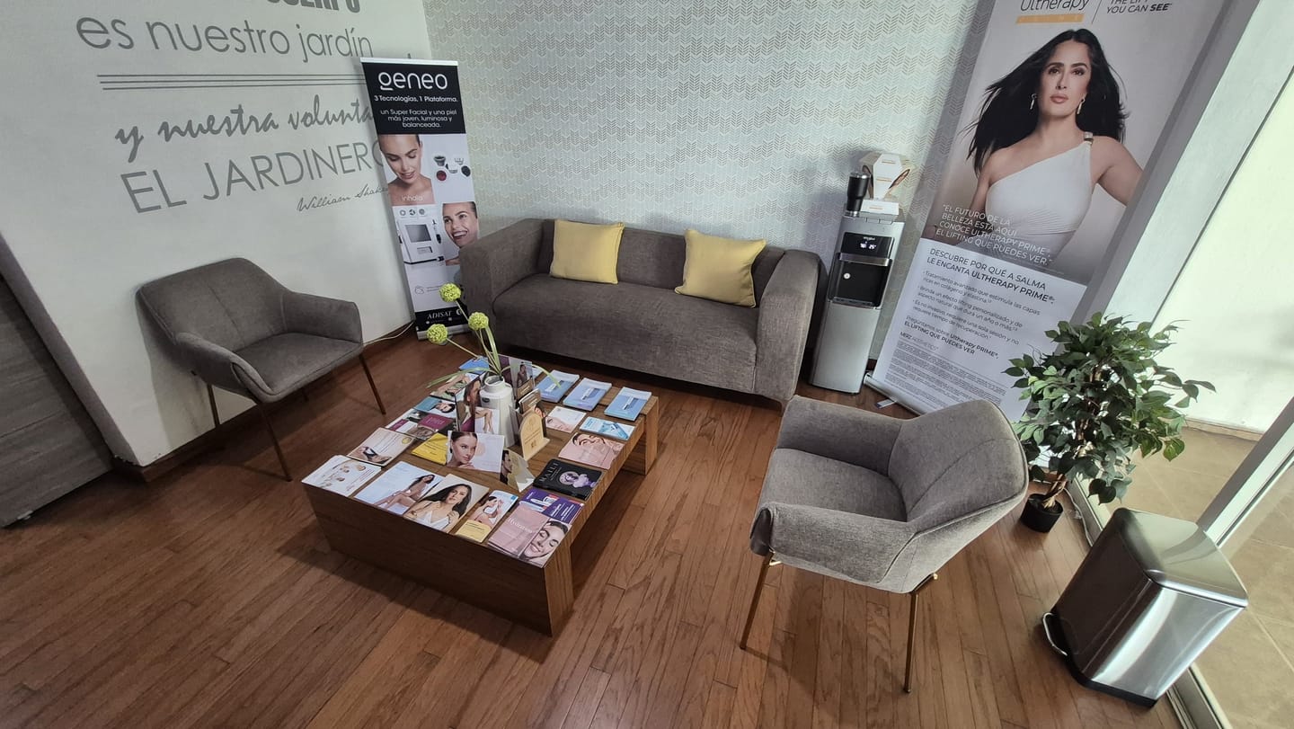 Customer photo review of Silla Toronto