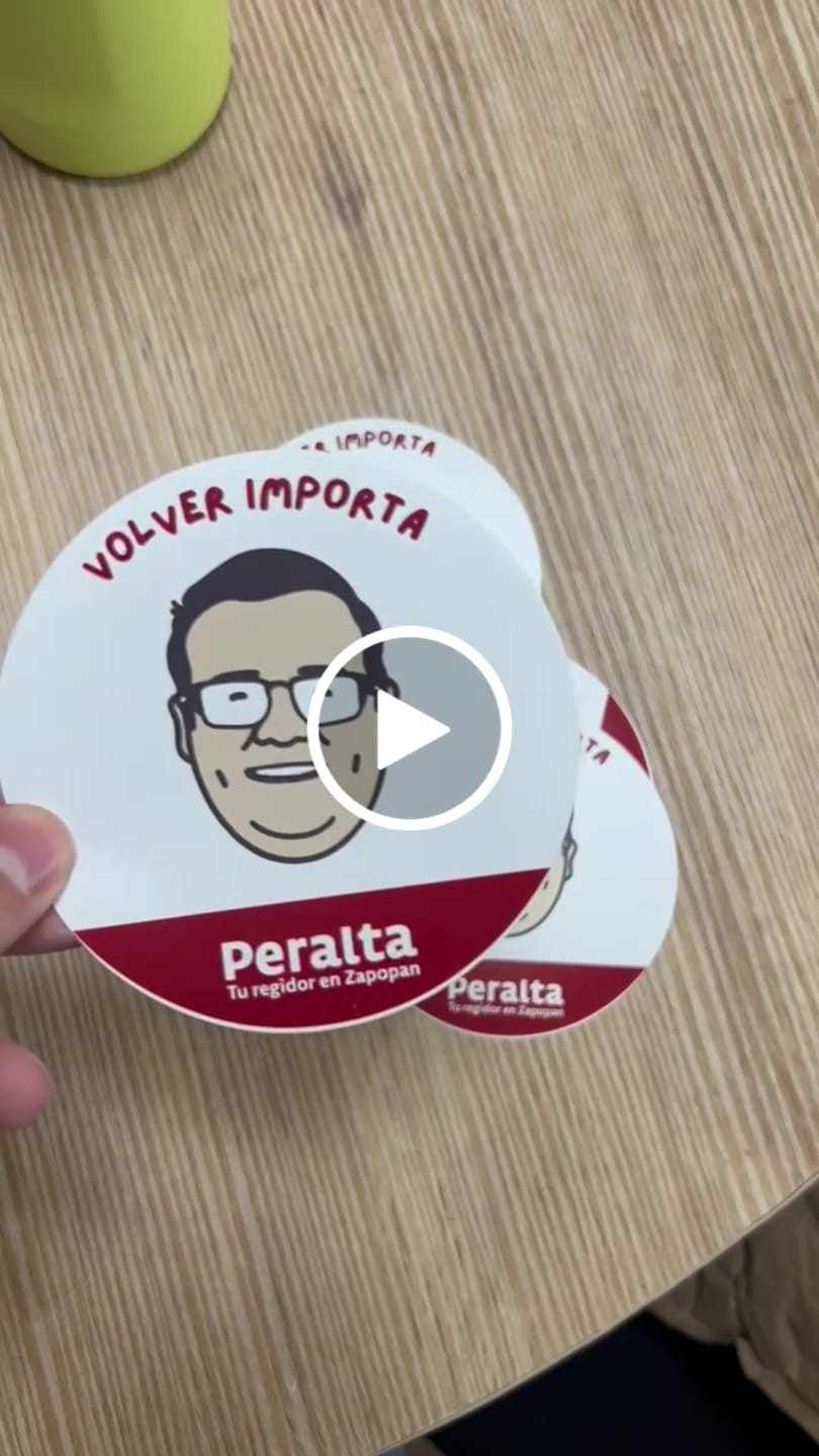 Customer video review of ¿Cuántos stickers quieres?