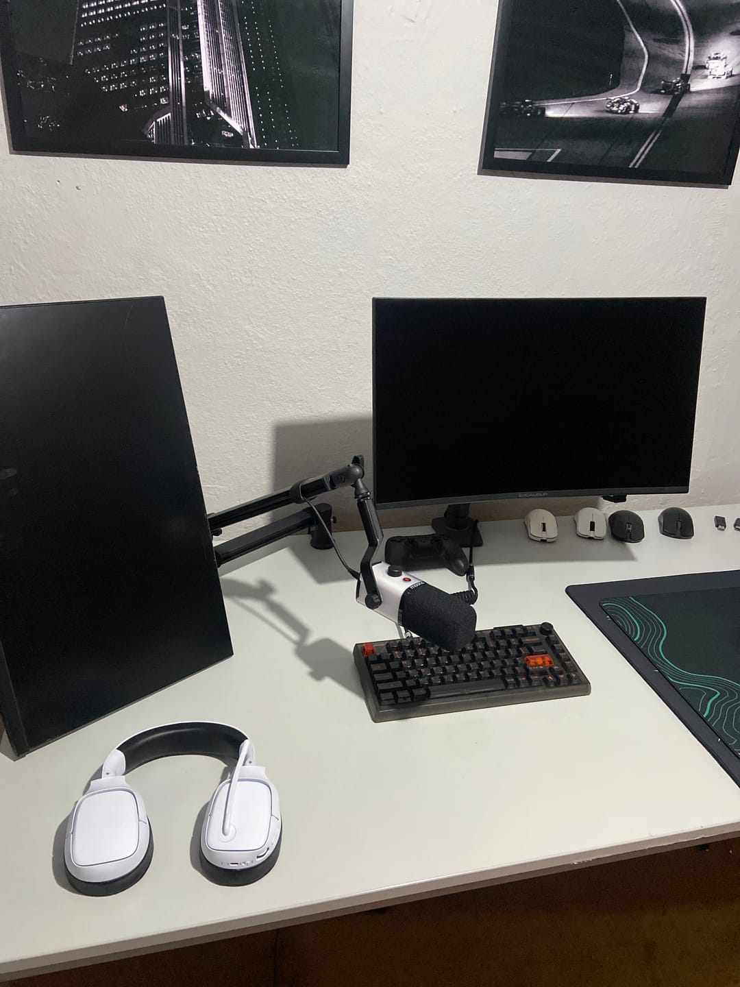 Customer photo review of Wraith Studio LP-01 Low-Profile Mikrofon Standı