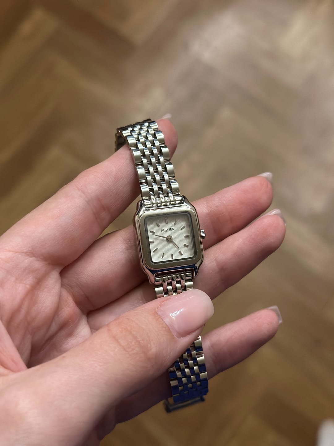 Customer photo review of Macy Petite Silver White