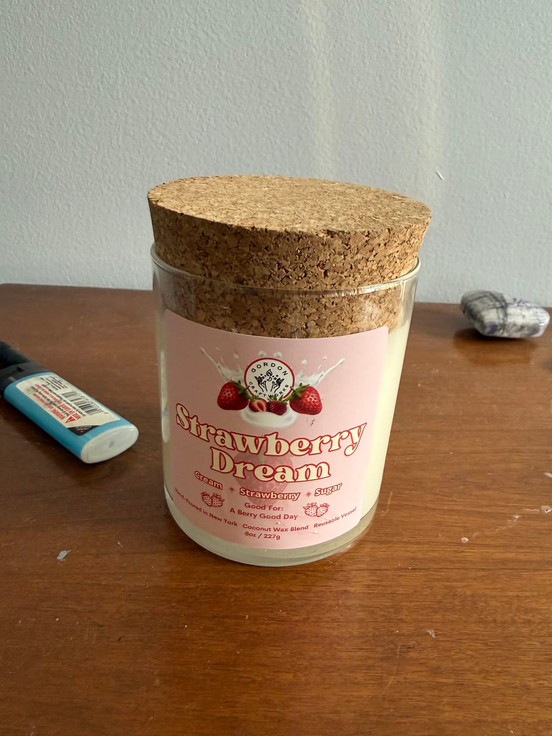 Customer photo review of Strawberry Dream Deluxe Candle