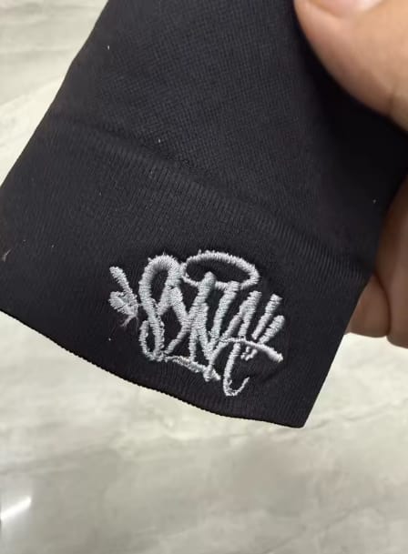 Customer photo review of Bonnet central cee