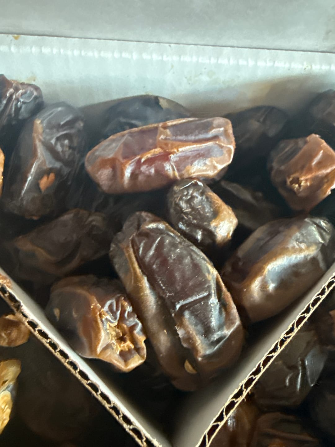 Customer photo review of Soft Rutab Medjool Dates
