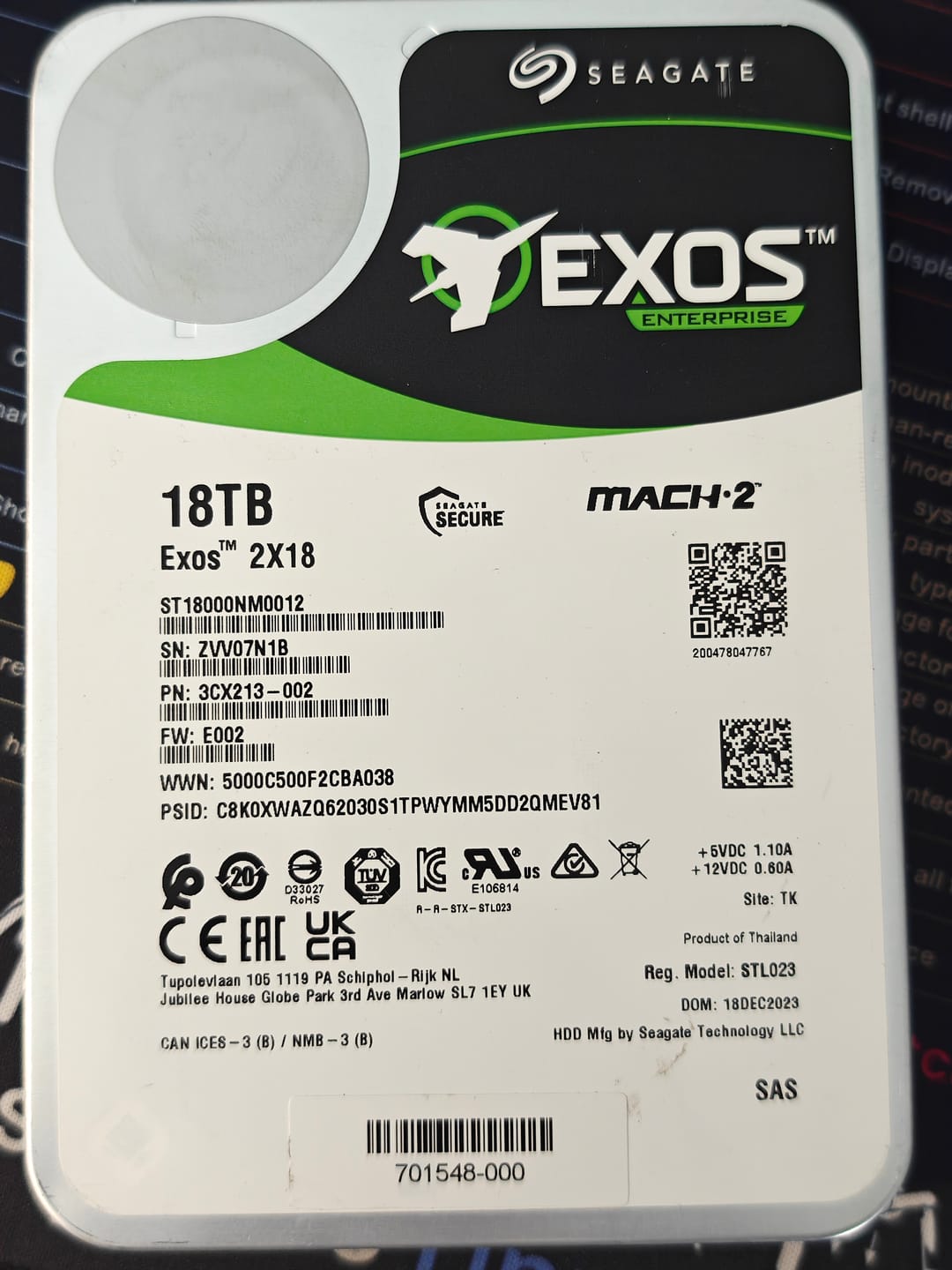 Customer photo review of Ultrastar DC HC550 18TB 7200RPM SATA 6Gb/s 512MB Cache 512 3.5-Inch Hard Drive
