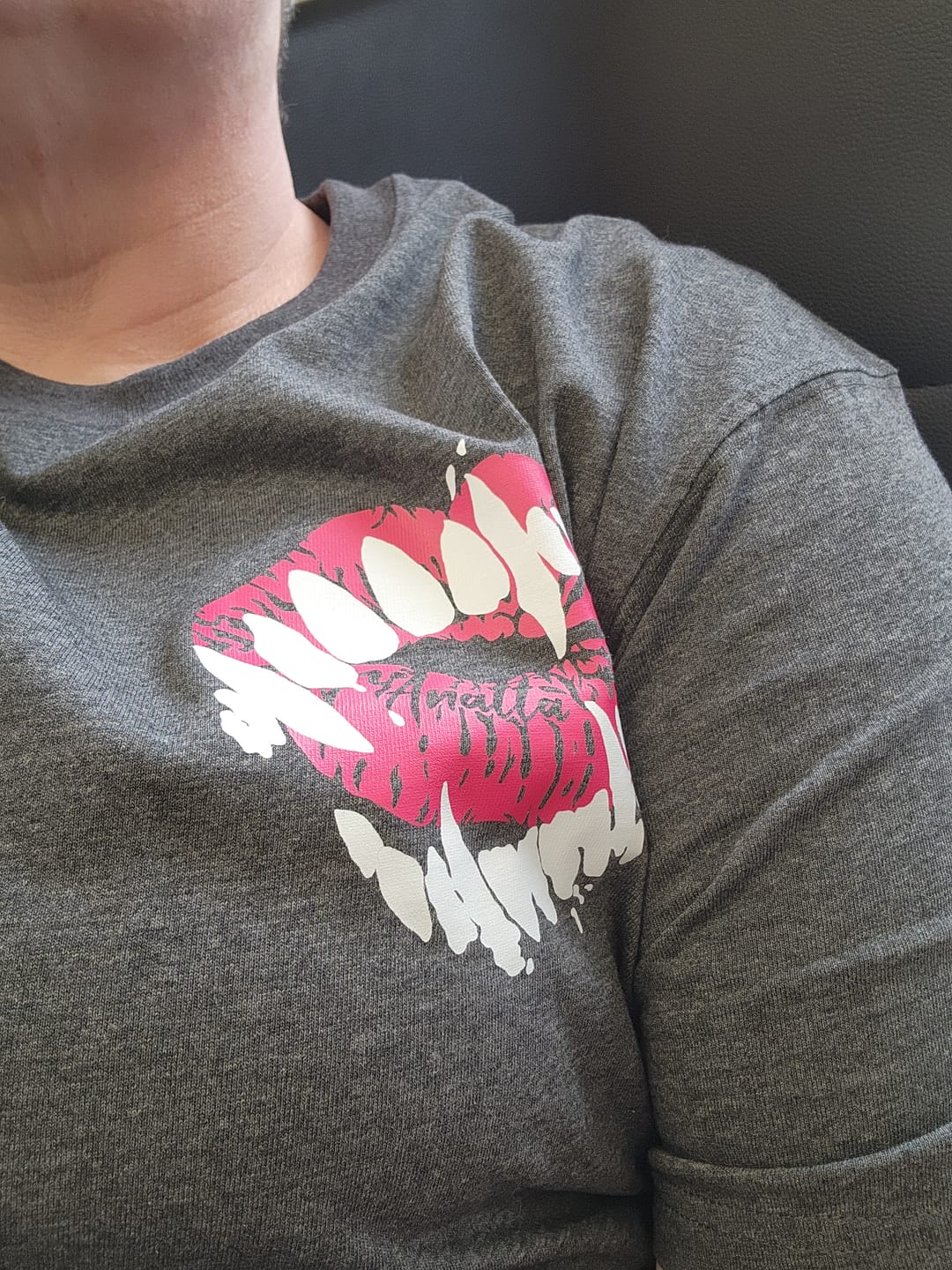 Customer photo review of Chimei-teki - T-Shirt