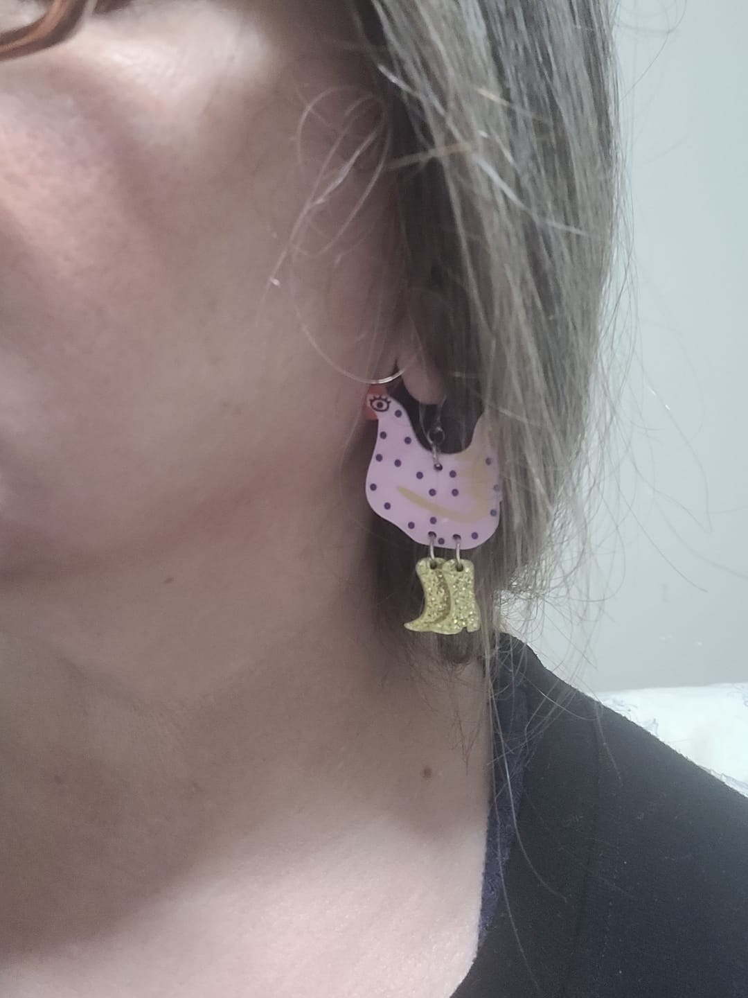 Customer photo review of Exaggerated Chicken Dangles