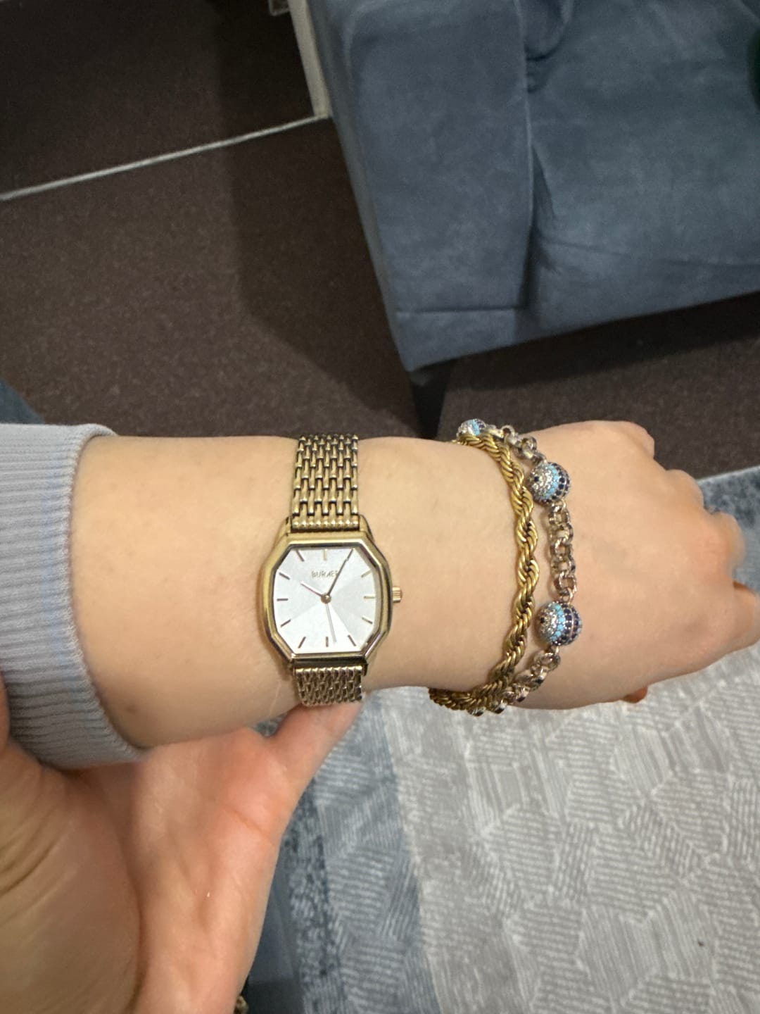 Customer photo review of Julia Gold White