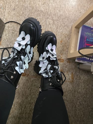 Customer photo review of DEVOIR-BLACK 3D FLOWER COMBAT BOOTIE