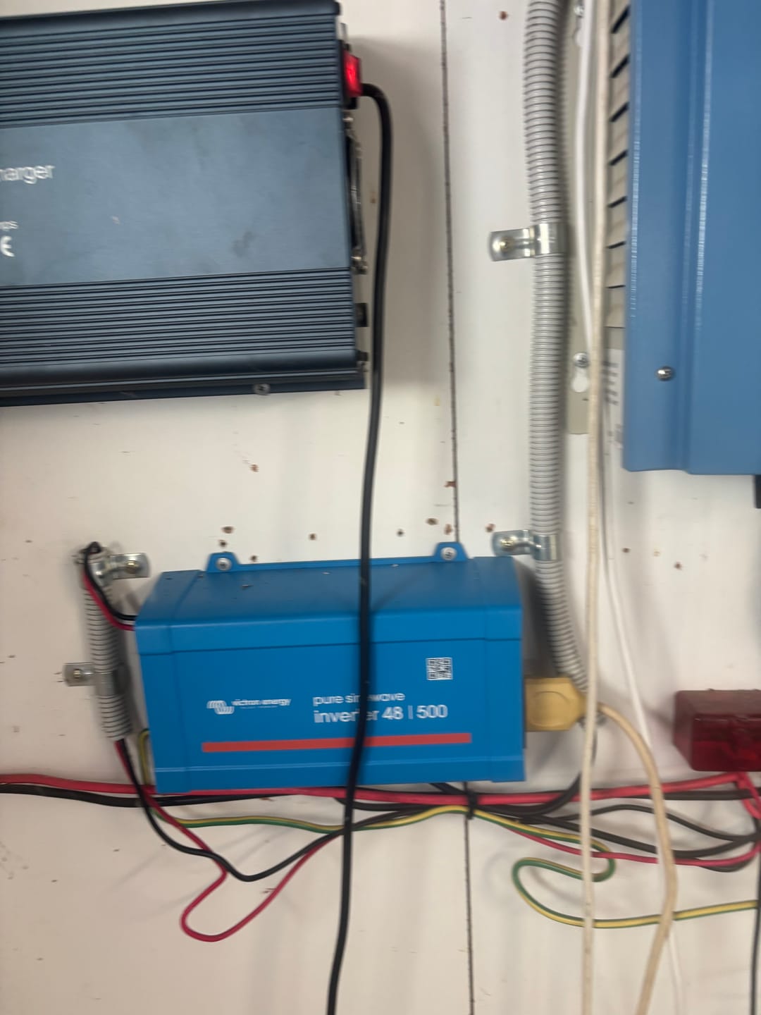 Customer photo review of Victron Phoenix Inverter VE.Direct 230V AU/NZ
