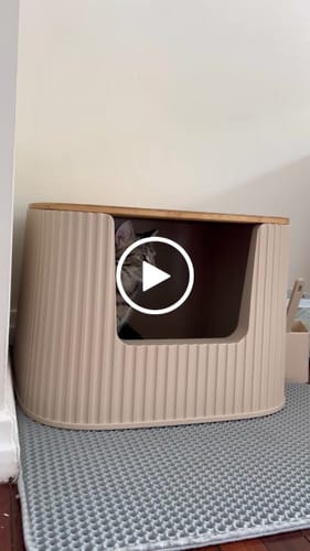 Customer video review of Michu XXL BoBa Deluxe Cat Litter Box - Spacious Design