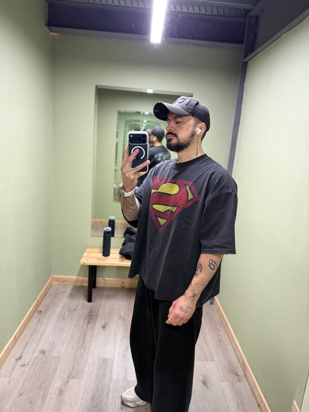 Customer photo review of 4064 - Superman Huge Tees