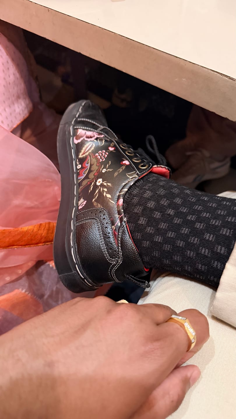Customer photo review of Bageecha Core Sneaker – Coal