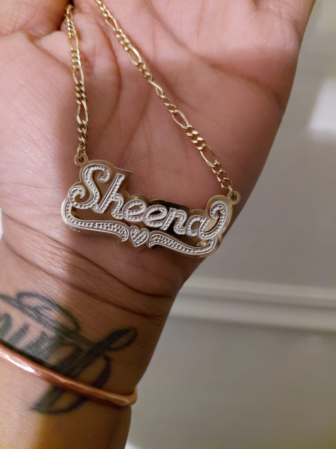 Customer photo review of Double-Plate Beaded Amber Name Necklace
