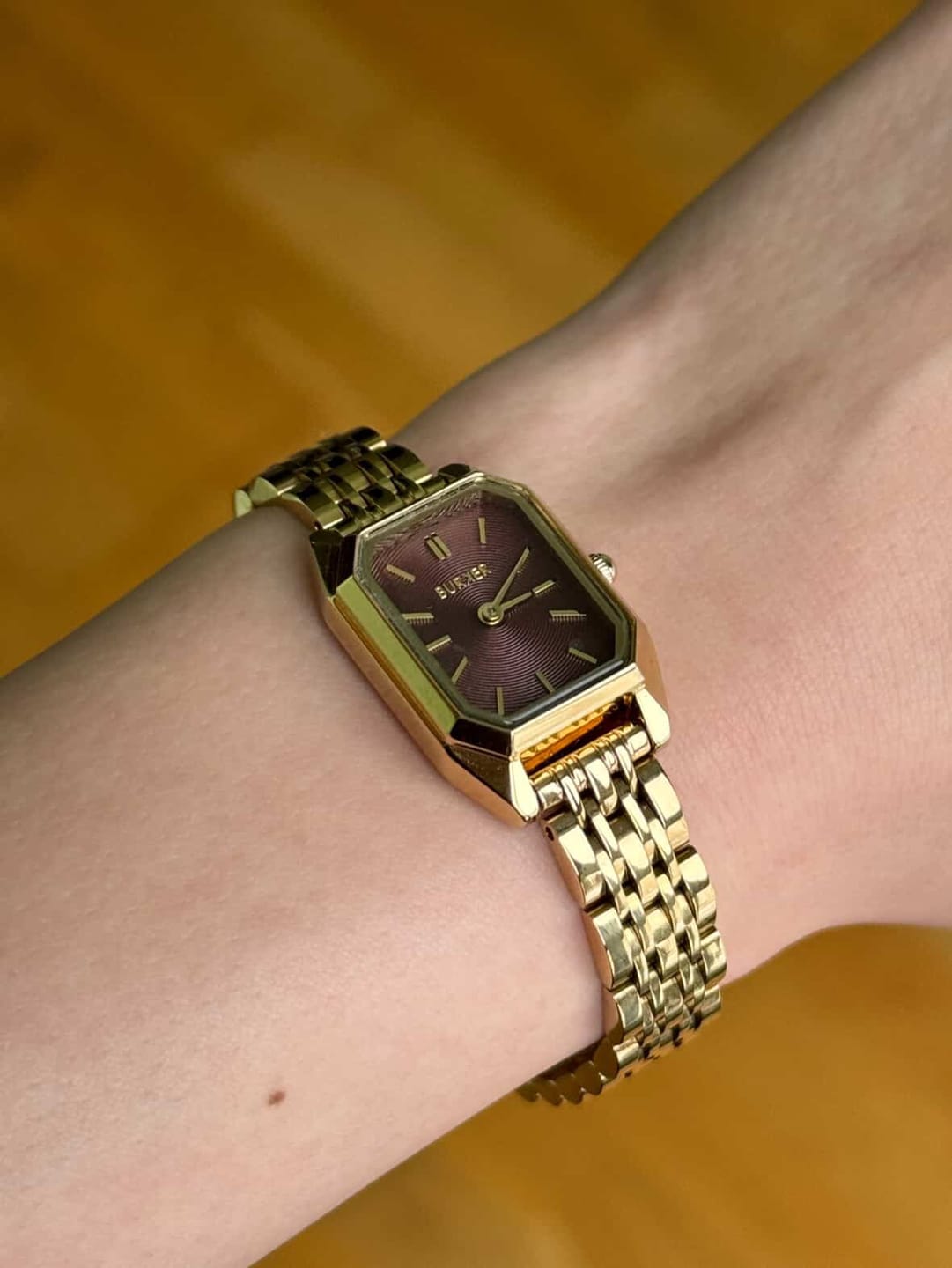 Customer photo review of Isabell Petite Gold Burgundy